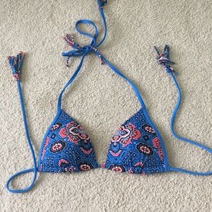 Push up triangle top from hollister